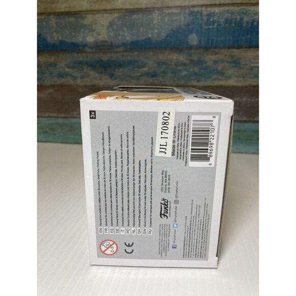 Funko Pop! Movies: IT - Pennywise with Wig #474, Walmart Exclusive - Picture 6 of 7